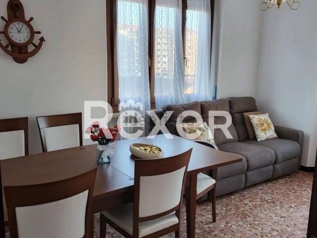 Appartamento in vendita di 94 m² in Corso Cavour, 71