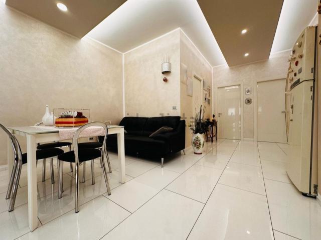 Appartamento in vendita di 94 m² in Corso Svizzera, 106