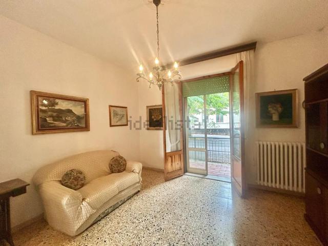 Appartamento in vendita di 94 m² in Strada Provinciale 52 della Montagnola Sene, 53018