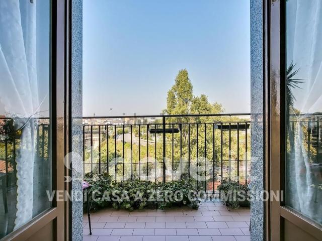 Appartamento in vendita di 94 m² in Via Tofane, 33