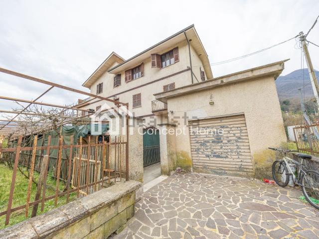 Appartamento in vendita di 94 m² in Via Tre Ulive, 1