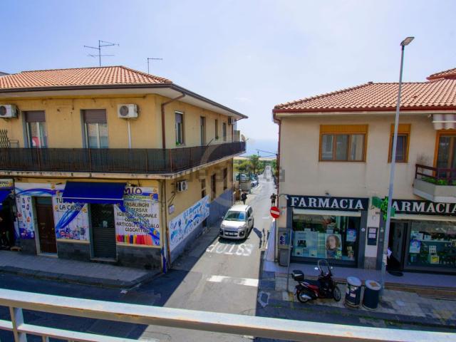 Appartamento in vendita di 94 m² in Via Tripoli, 119