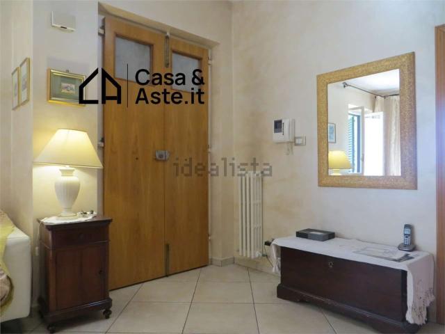 Appartamento in vendita di 94 m² in Via Umbria