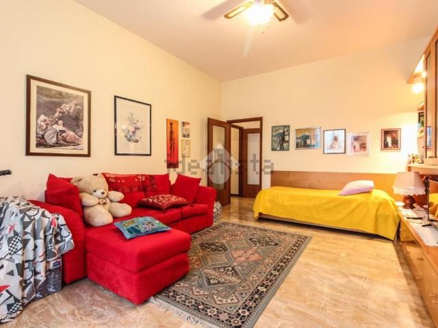 Appartamento in vendita di 94 m² in Via V. Golinelli, 10