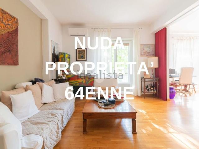 Appartamento in vendita di 94 m² in Via Val d&apos Aosta, 32