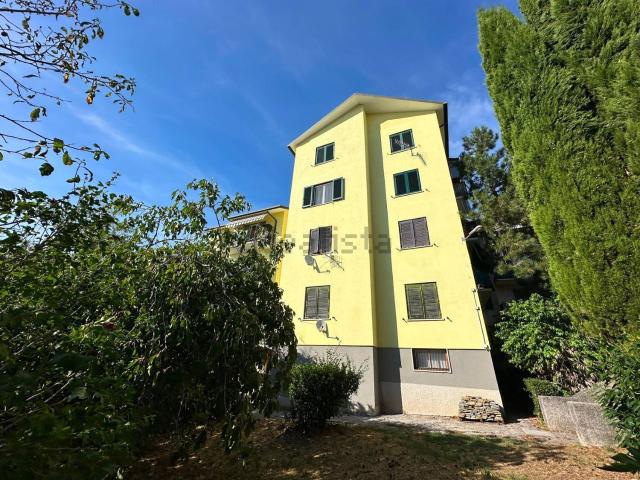 Appartamento in vendita di 94 m² in Via Achille Grandi, 13