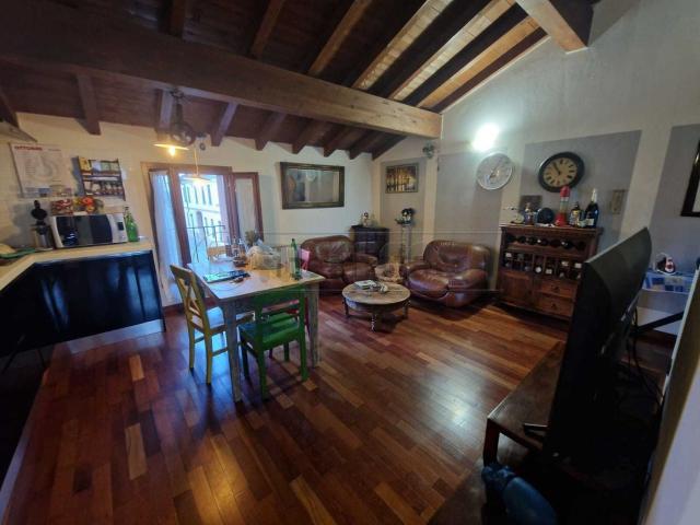 Appartamento in vendita di 94 m² in Via Amilcare Ponchielli