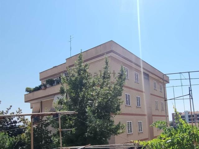 Appartamento in vendita di 94 m² in Via Barberino di Mugello