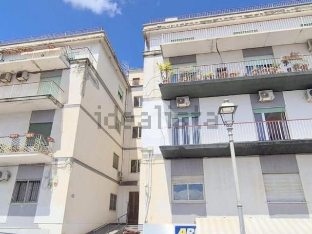 Appartamento in vendita di 94 m² in Via Benedetto D&apos Acquisto, 49