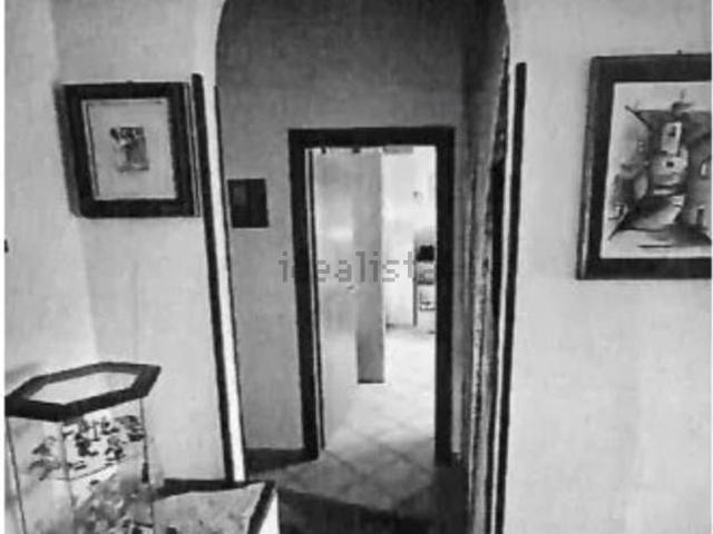Appartamento in vendita di 94 m² in Via Carlo V, 155