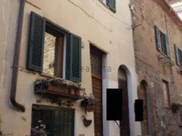 Appartamento in vendita di 94 m² in Via Castel Vecchio, 8