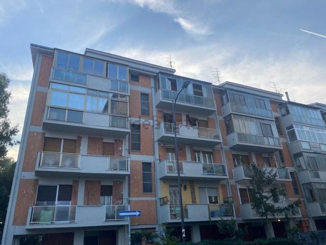Appartamento in vendita di 94 m² in Via Cesano, 10