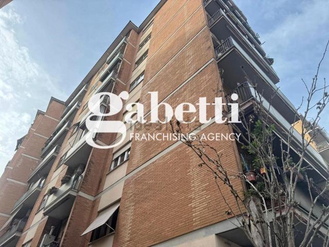 Appartamento in vendita di 94 m² in Via Cipriano Facchinetti, 64