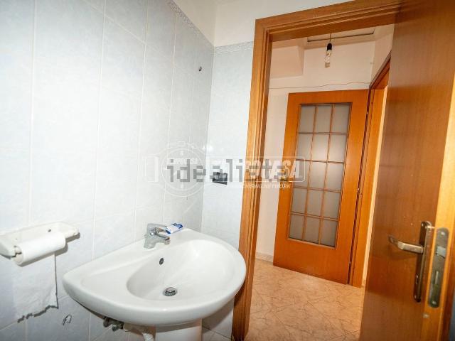 Appartamento in vendita di 94 m² in Via Comunale Sperone, 3