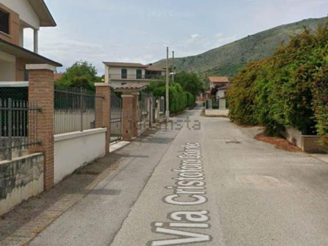 Appartamento in vendita di 94 m² in Via Cristoforo Colombo