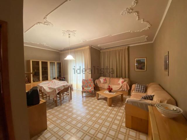 Appartamento in vendita di 94 m² in Via Dante Alighieri, 9