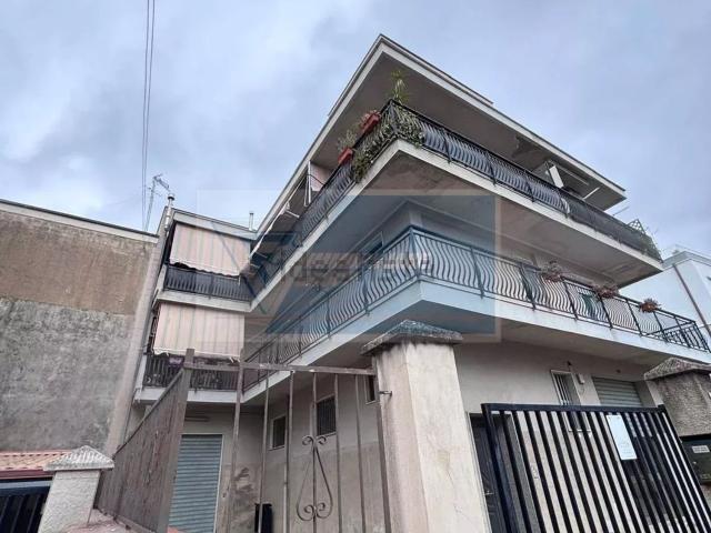 Appartamento in vendita di 94 m² in Via Daniele Monteleoni