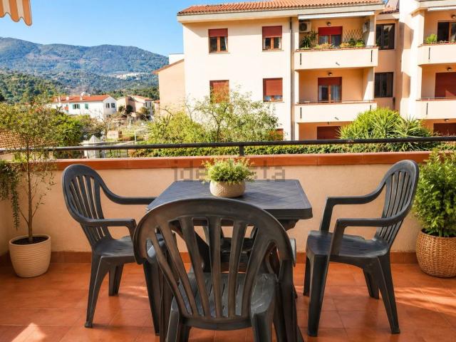 Appartamento in vendita di 94 m² in Via degli Albarelli