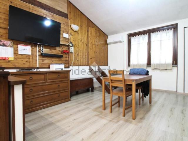Appartamento in vendita di 94 m² in Via dei Livelli, 45