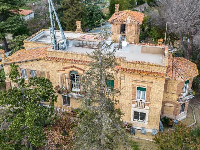 Appartamento in vendita di 94 m² in Via della Magliana, 642