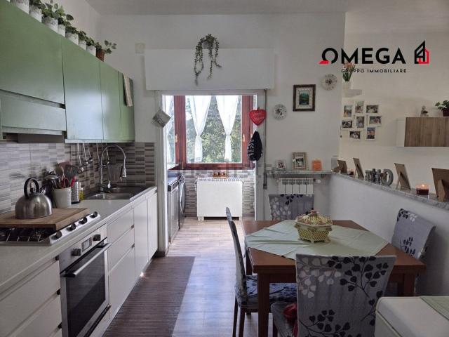 Appartamento in vendita di 94 m² in Via delle Docce, 42