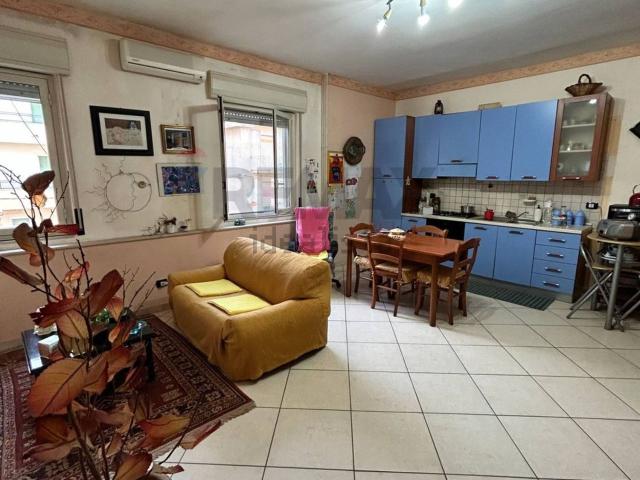 Appartamento in vendita di 94 m² in Via delle Mimose, 2