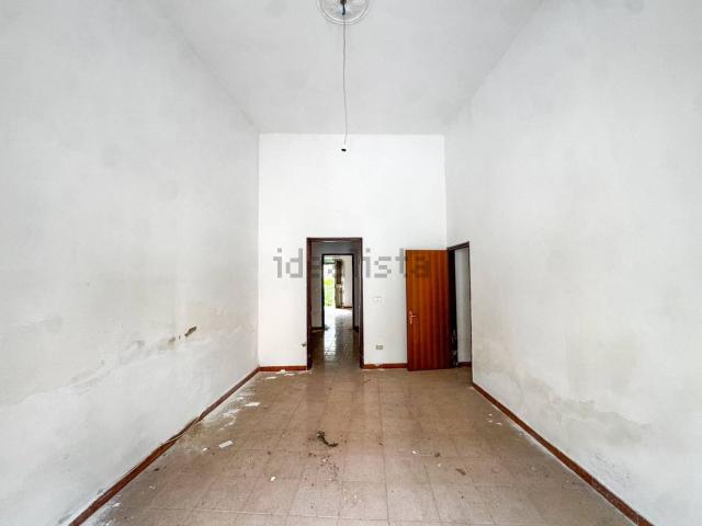 Appartamento in vendita di 94 m² in Via Domenico Cirillo
