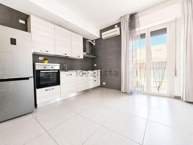 Appartamento in vendita di 94 m² in Via Felice Bellotti, 4