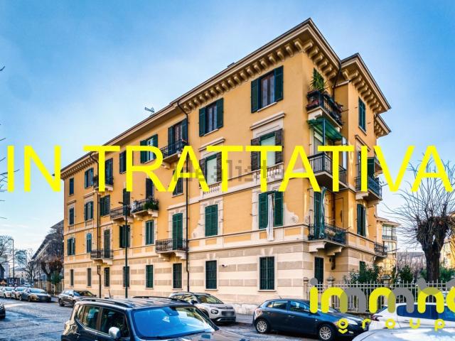 Appartamento in vendita di 94 m² in Via Francesco Azzi, 9