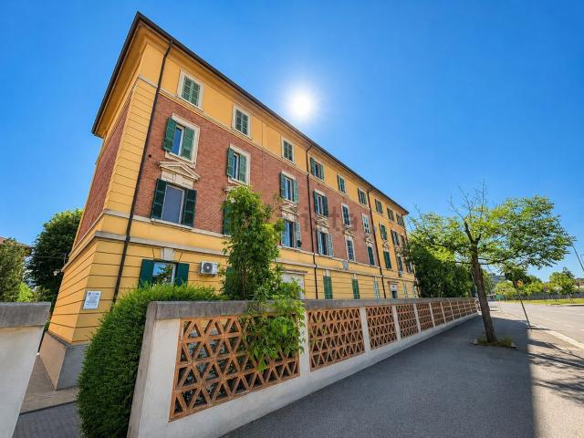 Appartamento in vendita di 94 m² in Via Francesco Zanardi, 57