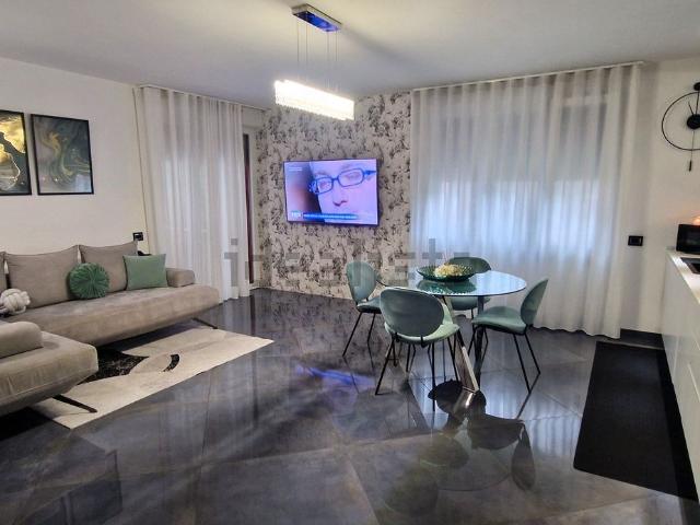 Appartamento in vendita di 94 m² in Via Gioacchino Rossini, 15