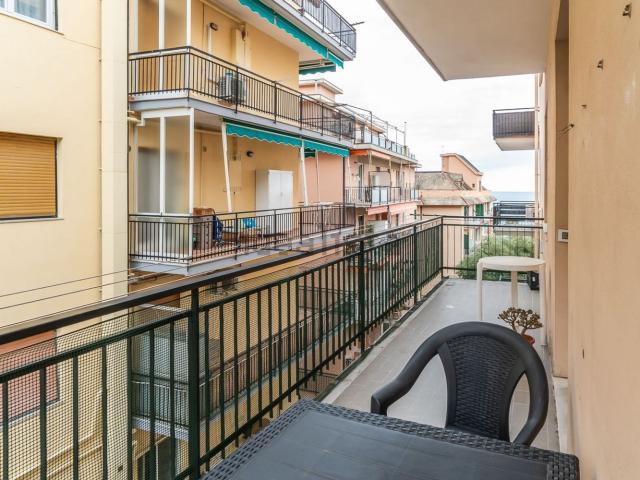 Appartamento in vendita di 94 m² in Via Gioiello, 50
