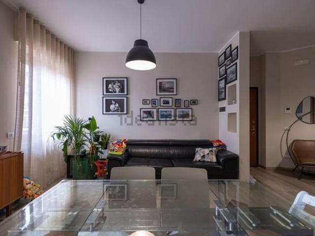 Appartamento in vendita di 94 m² in Via Gianfranco Zuretti, 23
