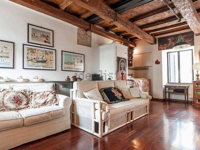 Appartamento in vendita di 94 m² in Via Giuseppe Garibaldi, 22