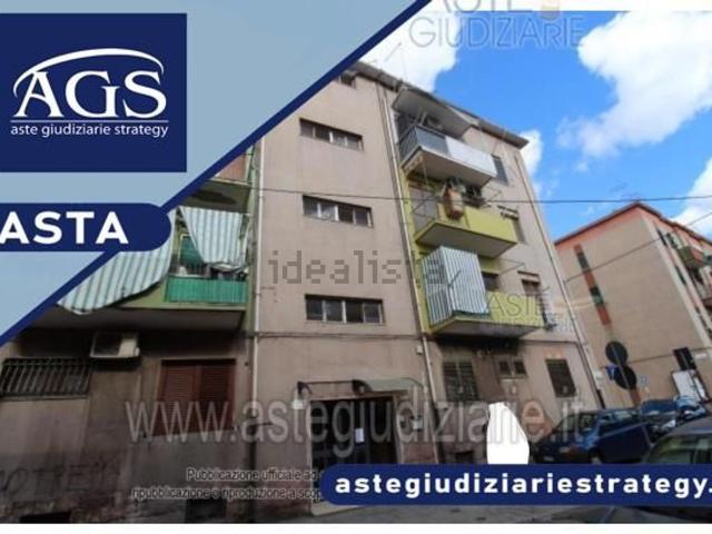 Appartamento in vendita di 94 m² in Via Giovanni Pascoli