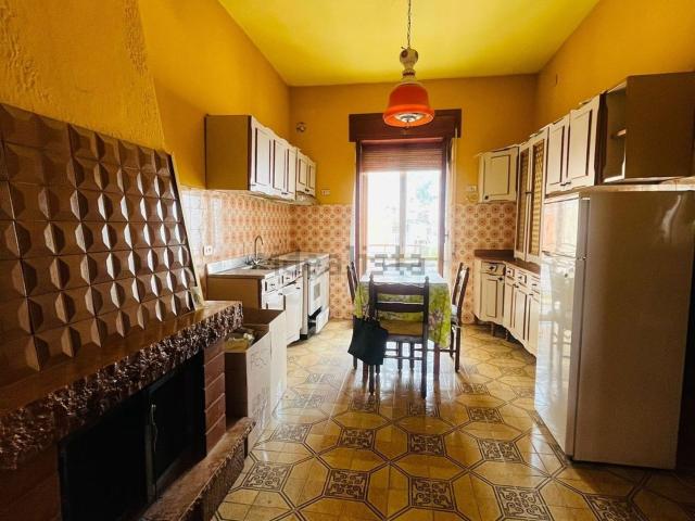 Appartamento in vendita di 94 m² in Via Indipendenza