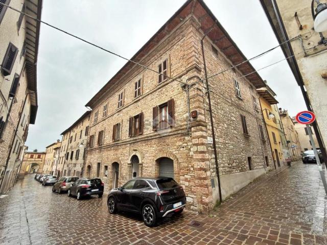 Appartamento in vendita di 94 m² in Via Ippolito Borghesi, 17