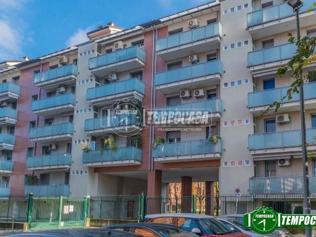 Appartamento in vendita di 94 m² in Via Longarone, 18