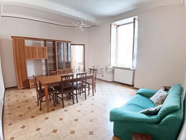 Appartamento in vendita di 94 m² in Via Monte D&apos Oro