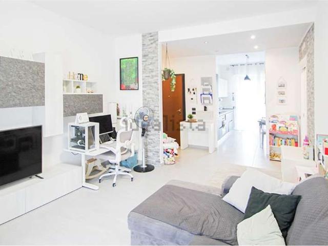 Appartamento in vendita di 94 m² in Via Papa Celestino IV&apos , 2