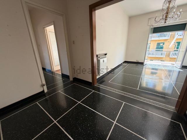 Appartamento in vendita di 94 m² in Via Pelio