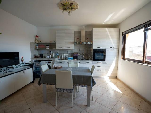 Appartamento in vendita di 94 m² in Via Pescitello, 6