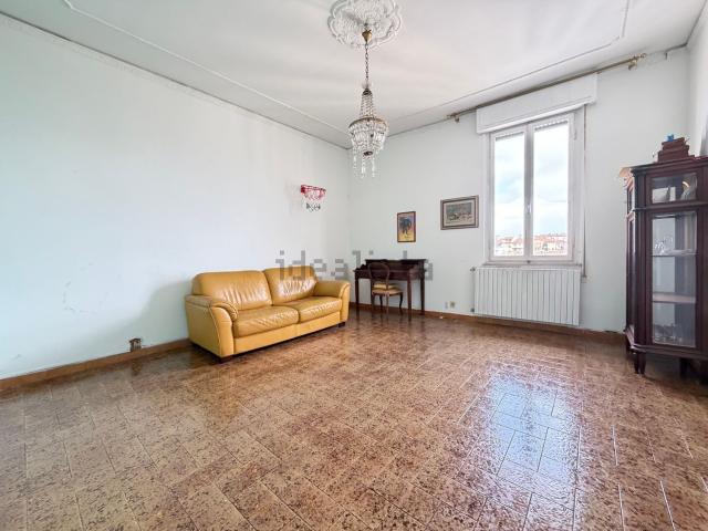 Appartamento in vendita di 94 m² in Via Pisana, 161