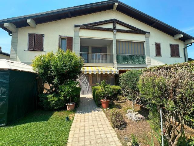 Appartamento in vendita di 94 m² in Via Rosario Angelo Livatino, 10