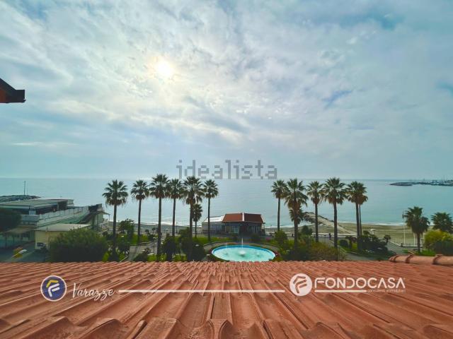 Appartamento in vendita di 94 m² in Via Sant&apos Ambrogio, 35