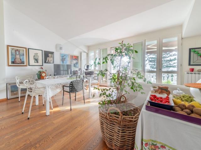Appartamento in vendita di 94 m² in Via Sant&apos Ampelio