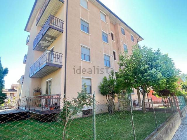 Appartamento in vendita di 94 m² in Via Santa Chiara