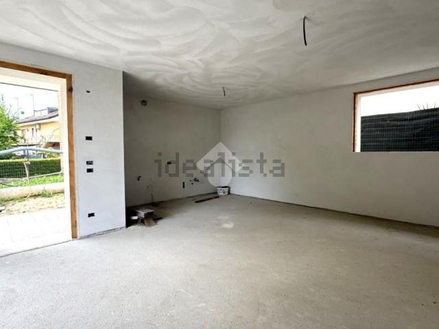 Appartamento in vendita di 94 m² in Via Silvio Pellico