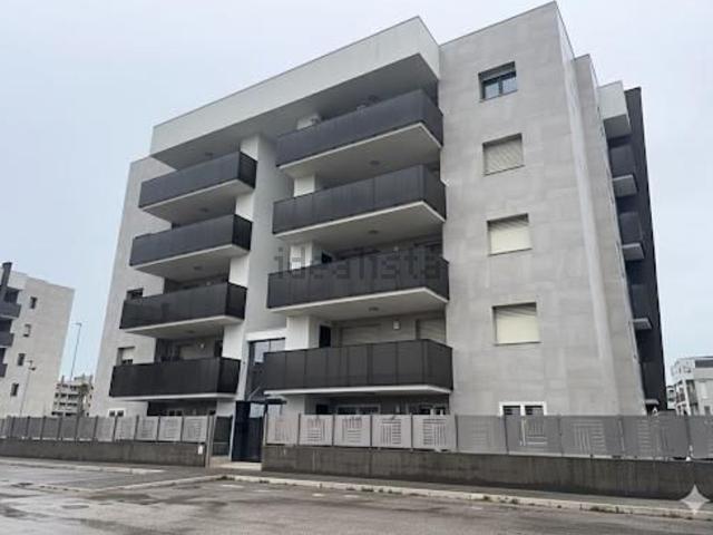 Appartamento in vendita di 94 m² in Viale Mahatma Gandhi, 6
