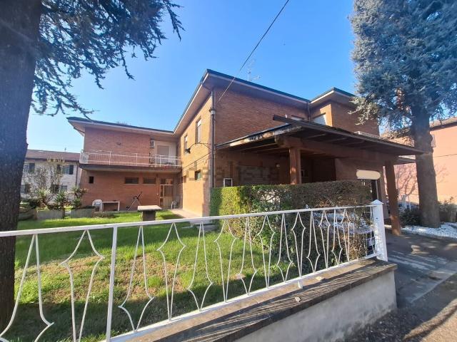 Appartamento in vendita di 94 m² in Viale della Costituzione, 33